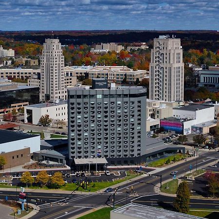 Doubletree By Hilton Battle Creek Hotel ภายนอก รูปภาพ